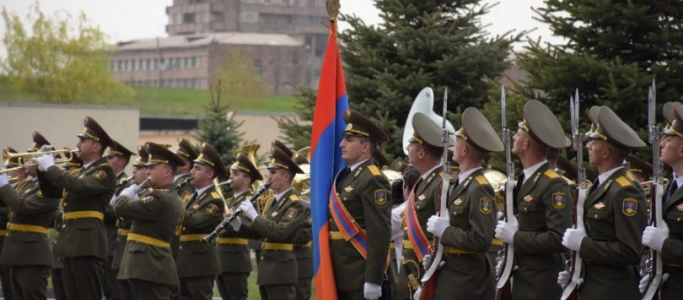 Όταν Αρμένιοι στρατιώτες τραγούδησαν το «Η Ελλάδα ποτέ δεν πεθαίνει» (βίντεο)